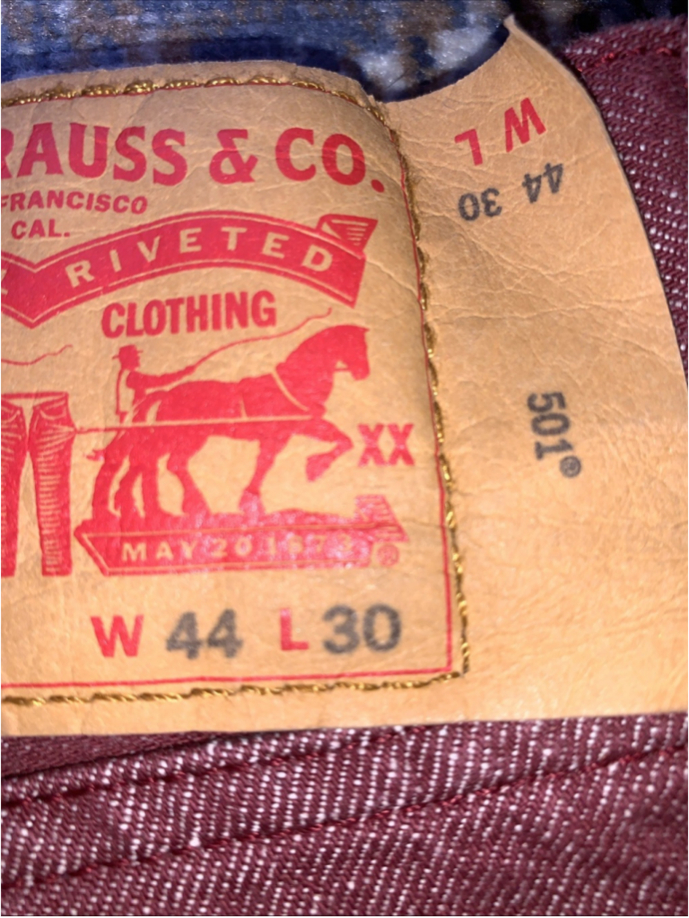 Levi’s 501 44x30 Mens Button Fly Burgundy Red White Oak Cone Denim XX Jeans - Picture 4 of 16